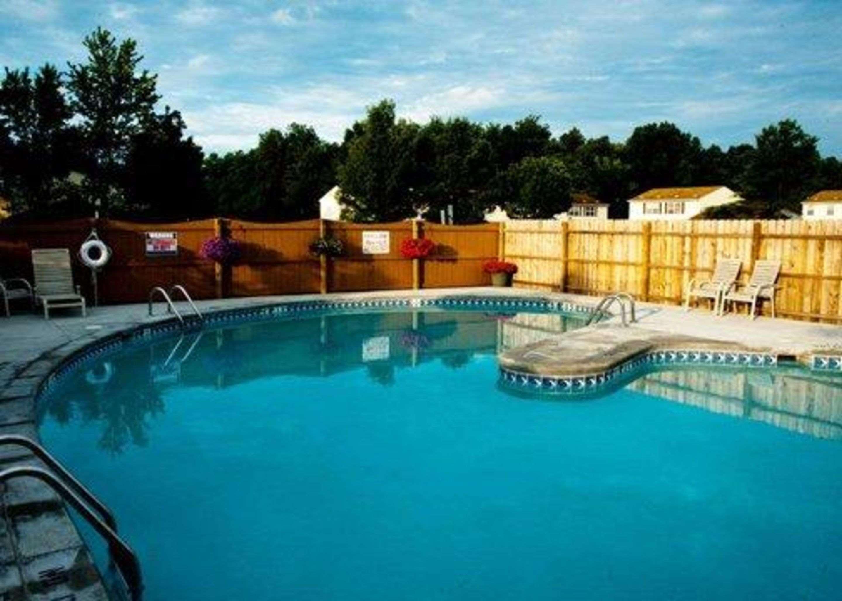 Comfort Inn Northeast Mason Exterior foto